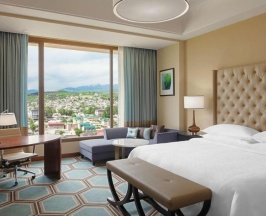 Люкс с красивым видом из окна в Отель Hilton Dushanbe