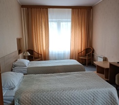 Номер полулюкс семейный с 4 односпальными кроватями в Печора