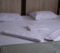 Двухместный с ванной комнатой одной кроватью в Стандарт