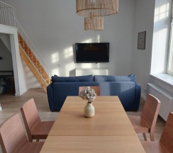 Шестиместные апартаменты с красивым видом из окна в Усадьба у Озера