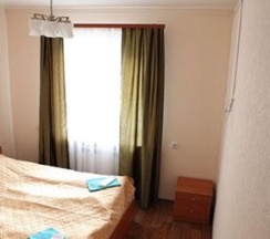 Номер стандарт семейный с 1 двуспальной кроватью в Регион 86