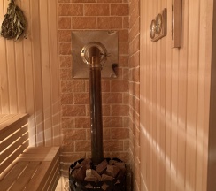 Четырехместный домик в Луна