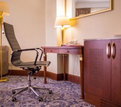 Двухместный номер Deluxe двуспальная кровать в Ramada by Wyndham Almaty