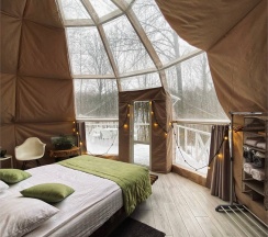 Сфера с балконом и камином в Клевер