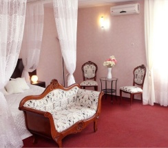 Люкс в 12 Комнат