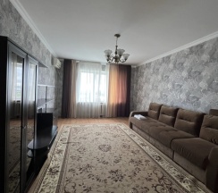 Апартаменты с 2 комнатами с балконом и с красивым видом из окна в Квартирное бюро