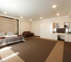 Двухместный люкс двуспальная кровать в Меридиан