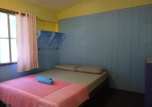 Двухместный номер Standard двуспальная кровать в Ta Yai Homestay (ตา ยาย โฮมสเตย์)