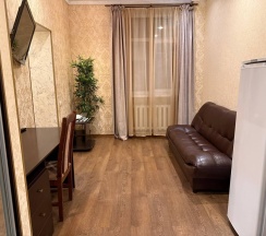 Номер улучшенный семейный с 1 двуспальной кроватью в Ринго