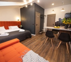Улучшенный номер - студио в AM Hotels