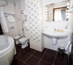 Двухместные апартаменты с 3 комнатами двуспальная кровать в Планета