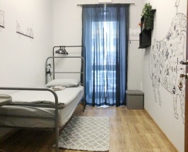 Одноместный номер Economy с балконом и с видом на город в Club 1723