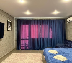 Трехместный номер с балконом в Hotel Loft