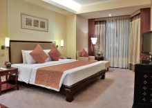 Люкс Executive в Rama Gardens Hotel Bangkok