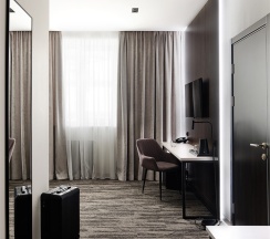 Люкс с двуспальной кроватью в Park-hotel