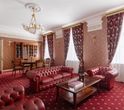 Премиум Люкс "Талион" с видом на Строгановский дворец и реку Мойку в Taleon Imperial Hotel