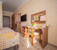 Стандарт с балконом и видом на море в Капкана Бэй-Плаза