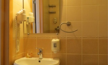 Одноместный стандартный номер 1 категории (с видом на Волгу) в Корона