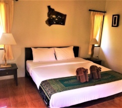 Вилла Classic с 2 комнатами с видом на сад 2 отдельные кровати в Chor Chang Villa Resort