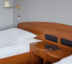 Стандарт двухместный с двумя кроватями в Marins Park Hotel Новосибирск