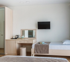 Стандартный четырехместный номер в Del Mar Inn