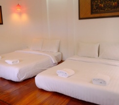 Номер Standard с балконом в Fah Talay Resort