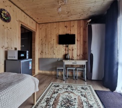 Полулюкс с видом на горы (2 этаж, номер 4) в Предгорье