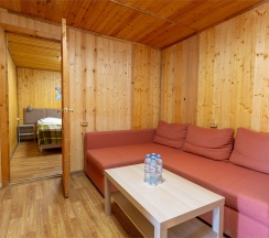 Семейный домик №17 в Allure Lodge