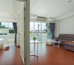 Полулюкс с видом на бассейн в Rang Hill Residence