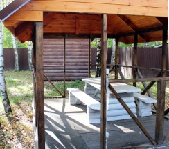 Дом ИЗБА в Охотничий клуб