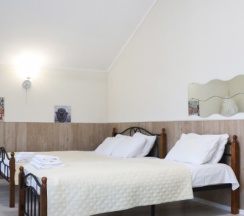 Трехместный номер в Hoteljet