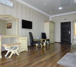 Номер полулюкс с 1 двуспальной кроватью в Лига чемпионов