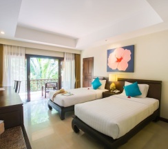 Номер Premier с балконом в Курортный отель The Fair House Beach Resort & Hotel
