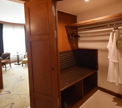 Двухместный номер Deluxe двуспальная кровать в Century Park Hotel