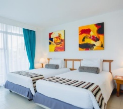 Residence с 2 комнатами с видом на сад в Waterfront Suites Phuket by Centara