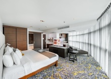 Люкс с панорамным видом в S31 Sukhumvit Hotel