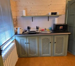 Коттедж с красивым видом из окна в Печки-Лавочки