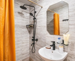 STUDIO 2+2 в Анютины глазки