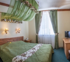 Номер "Стандарт" с двуспальной кроватью в Снегурочка