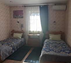 Номер стандарт с 2 односпальными кроватями в Лесная сказка