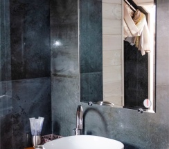 Семейный в Альпийский двор