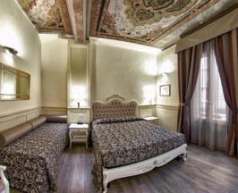 Двухместный номер Classic Superior двуспальная кровать в Hotel Pedrini
