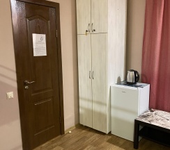Койко-место в мужском номере на 6 человек в Apart studio Тemis&Hostel