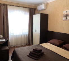 Двухместный номер Стандарт с видом на горы двуспальная кровать в Арбика