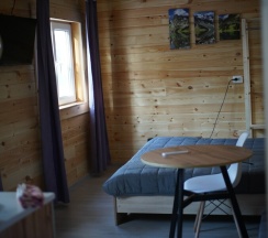 Дом отдельный благоустроенный трехместный с кухней в Место силы