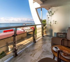 Номер “Caramel Apart” Апартаменты с видом на море в Morskoy resort