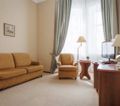 Двухместный люкс двуспальная кровать в Селигер Палас