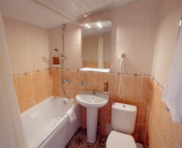 Стандарт мансардный одноместный в Алеша Попович Двор&Лукоморье