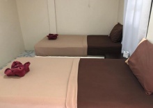 Двухместный номер Standard с балконом 2 отдельные кровати в Phangan Lodge