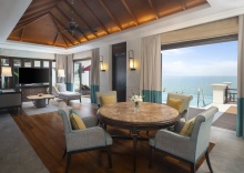 Вилла с 2 комнатами с балконом и beachfront в InterContinental Pattaya Resort, an IHG Hotel